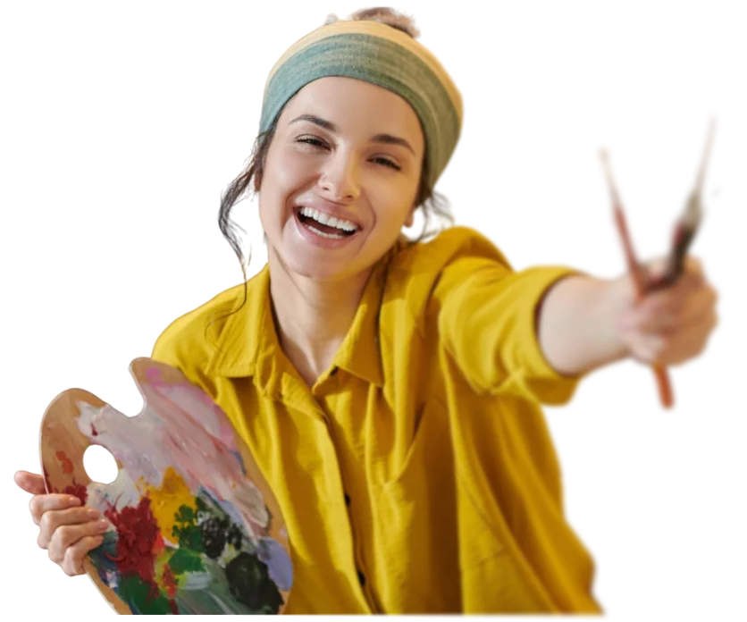 Kobieta skacząca z radością — cennik biura rachunkowego Caishen skrojony na miarę